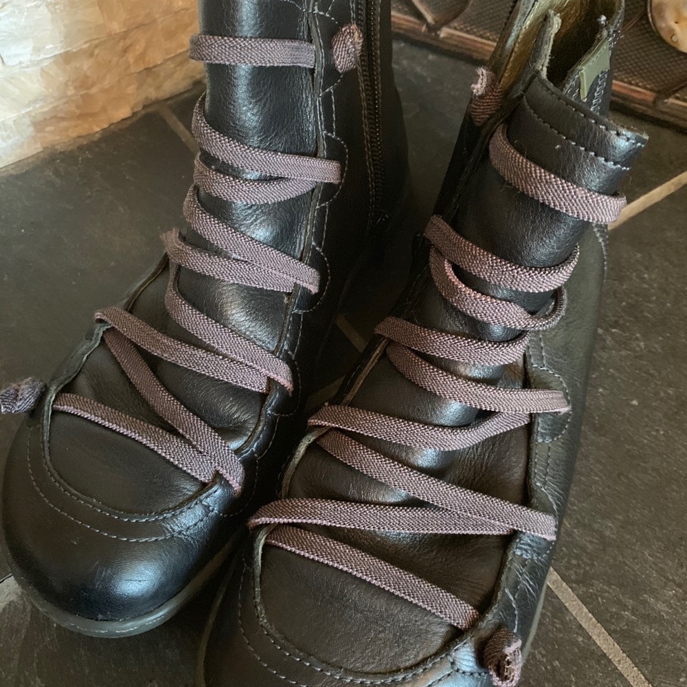Camper boots